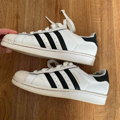 adidas superstars size 5